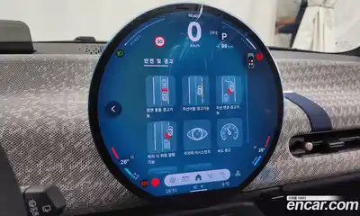 Mini Cooper 2024 0.1 Автомат в Москве № 213921, миниатюра 3