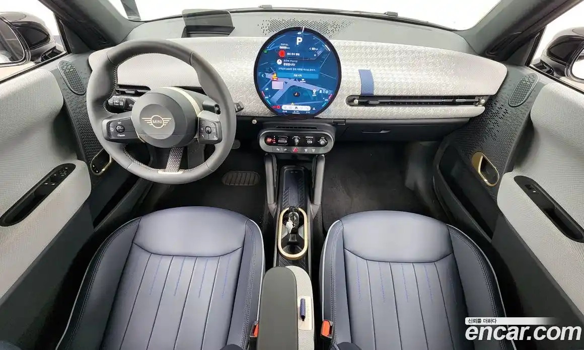 Mini Cooper 2024 0.1 Автомат в Москве № 213921, фото 4