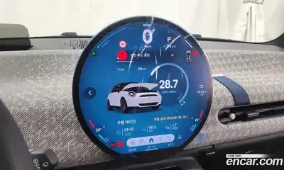 Mini Cooper 2024 0.1 Автомат в Москве № 213921, миниатюра 6