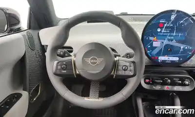 Mini Cooper 2024 0.1 Автомат в Москве № 213921, миниатюра 8