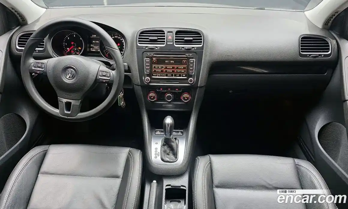 Volkswagen Golf 2013 1.6 Автомат в Москве № 215287, фото 16