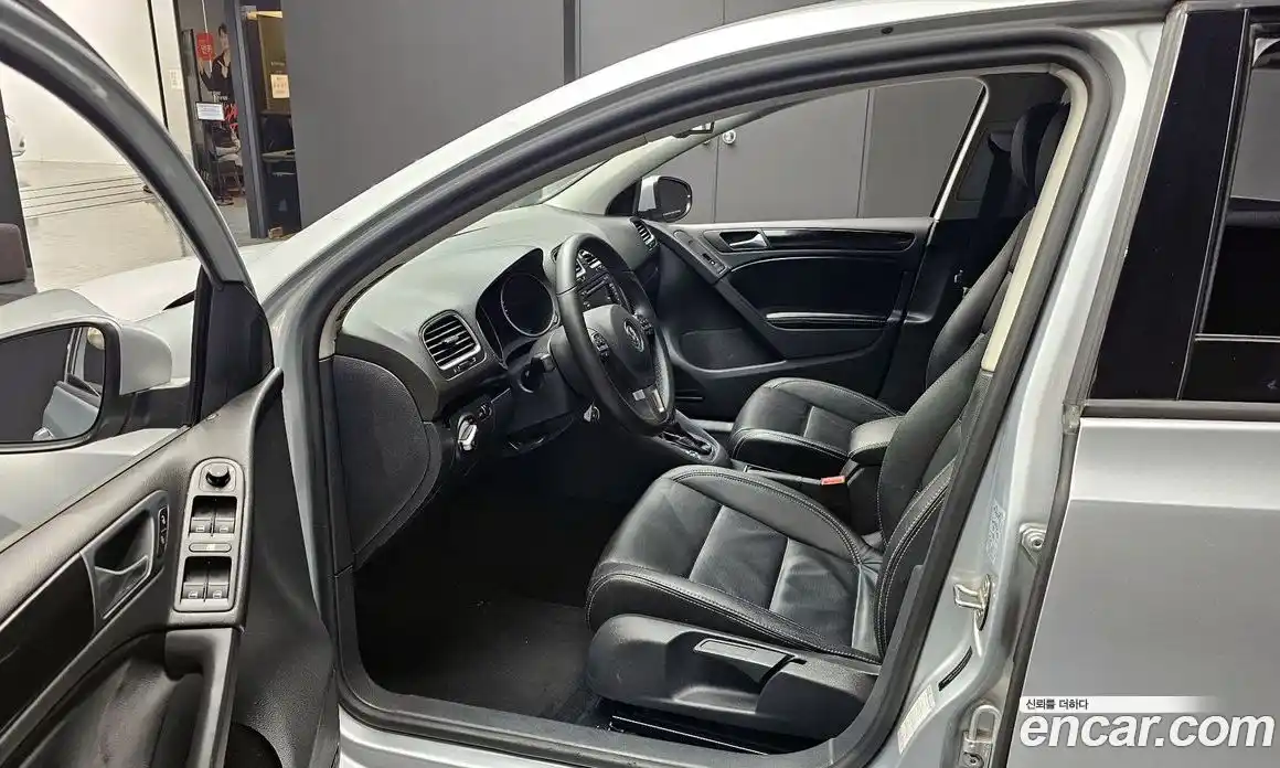 Volkswagen Golf 2013 1.6 Автомат в Москве № 215287, фото 20