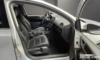 Volkswagen Golf 2013 1.6 Автомат в Москве № 215287, миниатюра 3