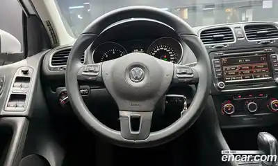 Volkswagen Golf 2013 1.6 Автомат в Москве № 215287, миниатюра 6