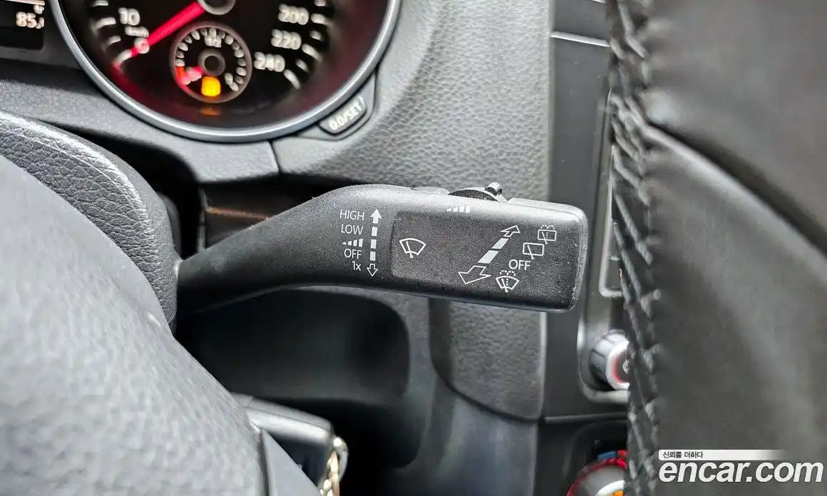 Volkswagen Golf 2013 1.6 Автомат в Москве № 215287, фото 7