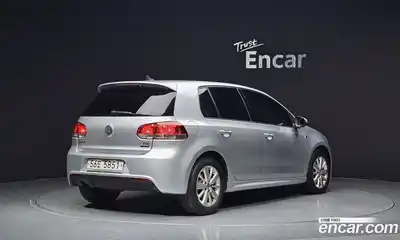 Volkswagen Golf 2013 1.6 Автомат в Москве № 215287, миниатюра 9