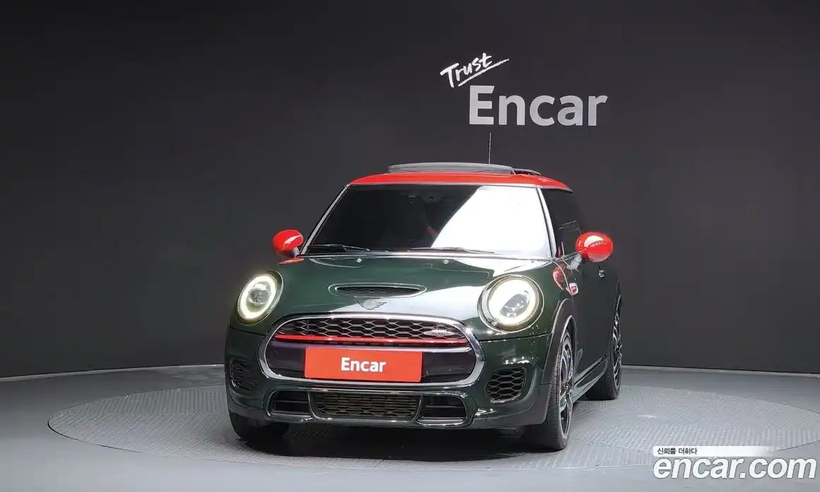 Mini Cooper 2019 2.0 Автомат в Москве № 220158, фото 14