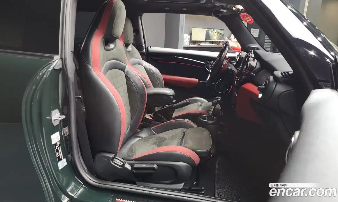 Mini Cooper 2019 2.0 Автомат в Москве № 220158, фото 5