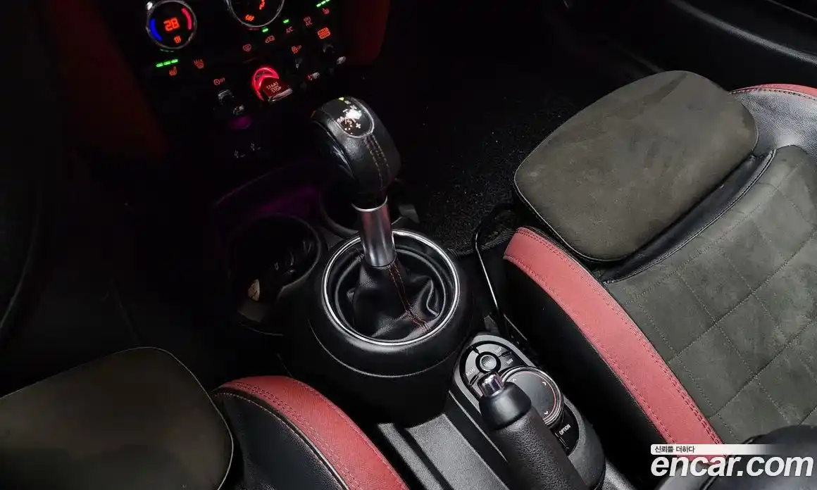 Mini Cooper 2019 2.0 Автомат в Москве № 220158, фото 6