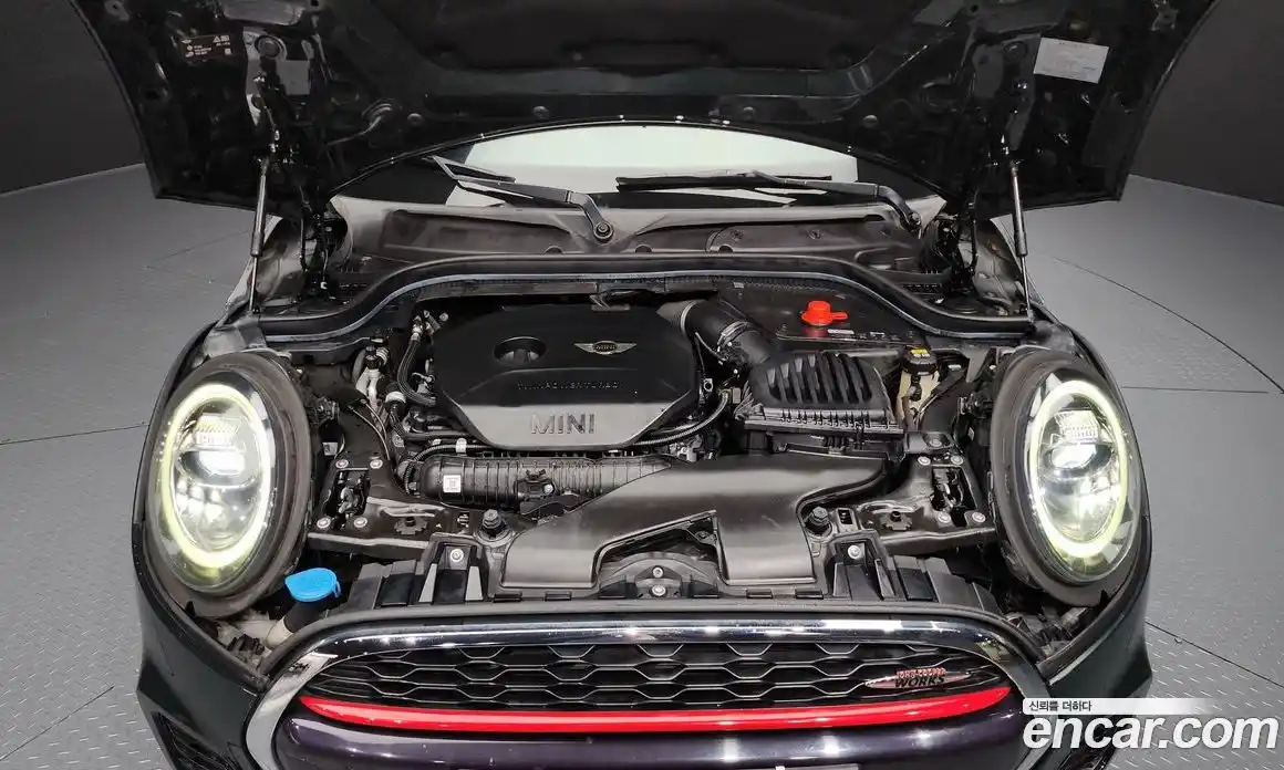 Mini Cooper 2019 2.0 Автомат в Москве № 220158, фото 8