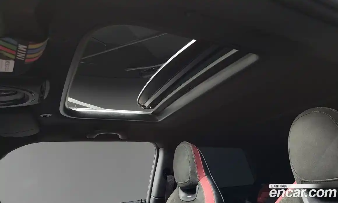 Mini Cooper 2019 2.0 Автомат в Москве № 220158, фото 9