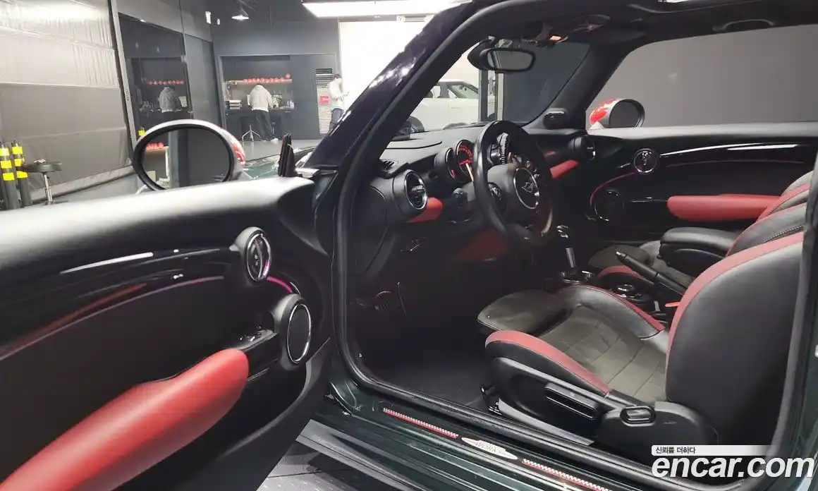 Mini Cooper 2019 2.0 Автомат в Москве № 220158, фото 10