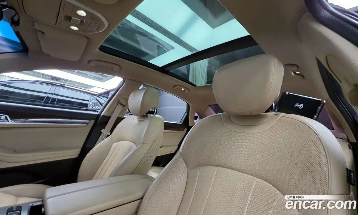 Genesis G80 2017 3.3 Автомат в Москве № 220728, фото 17