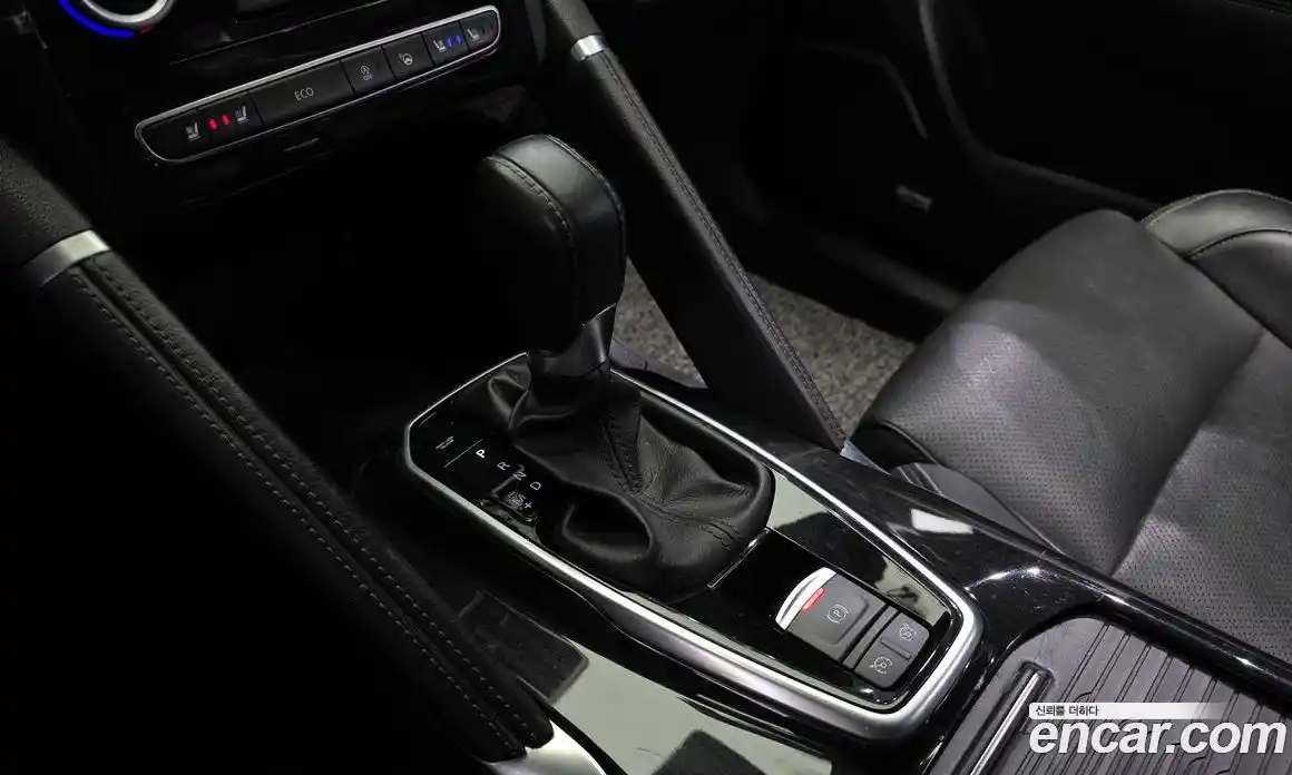 Renault QM6 2017 2.0 Автомат в Москве № 226232, фото 9