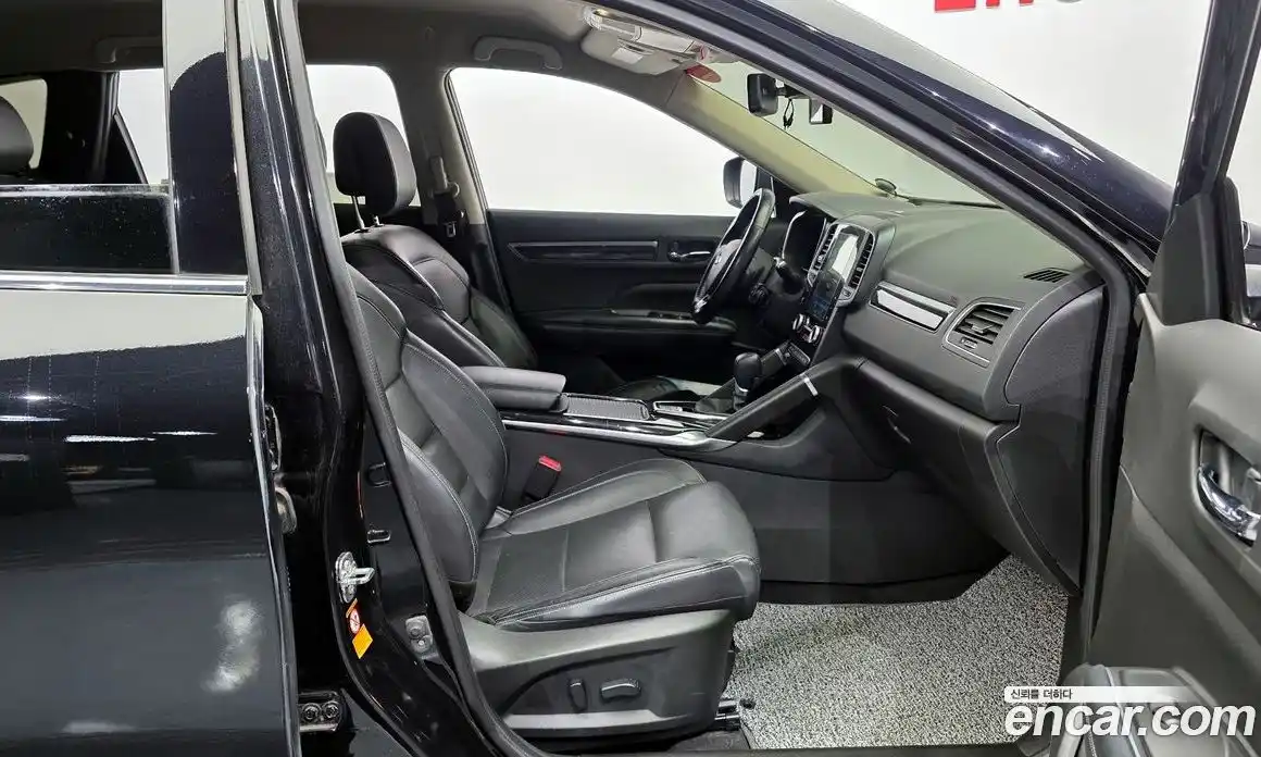 Renault QM6 2017 2.0 Автомат в Москве № 226232, фото 10