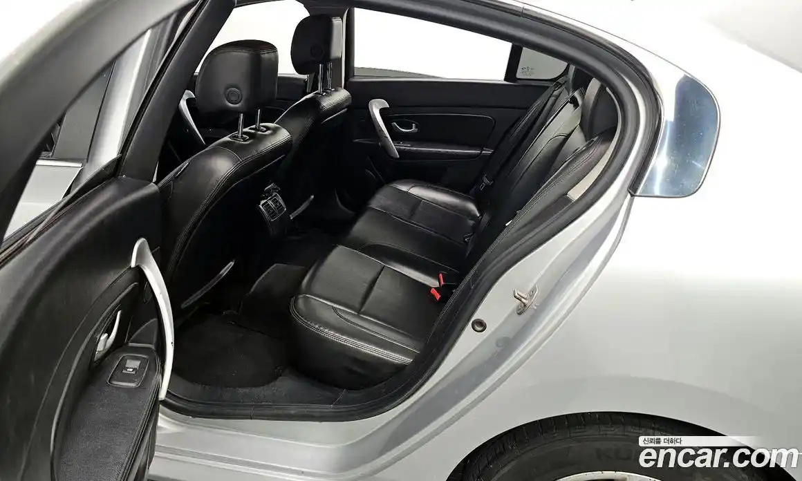 Renault SM5 2017 2.0 Автомат в Москве № 226818, фото 16