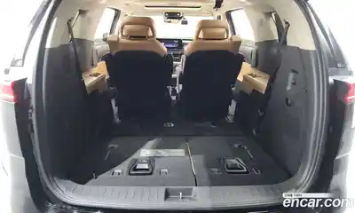 Kia Canival 2023 3.5 Автомат в Москве № 22801, миниатюра 2