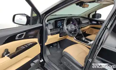 Kia Canival 2023 3.5 Автомат в Москве № 22801, миниатюра 8