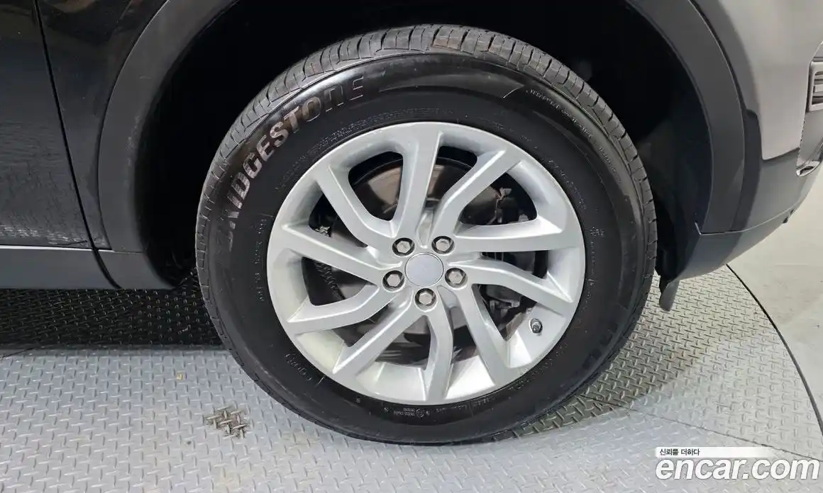 Land Rover Discovery Sport 2018 2.0 Автомат в Москве № 228293, фото 19