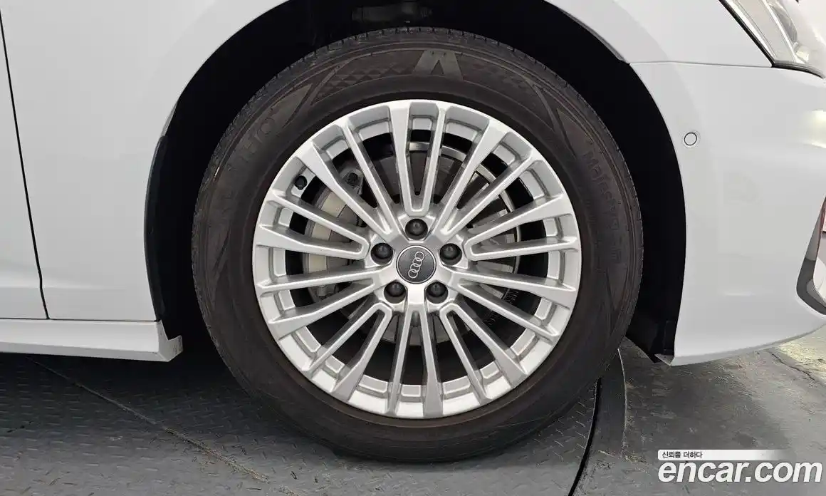 Audi A6 2021 2.0 Автомат в Москве № 229931, фото 12