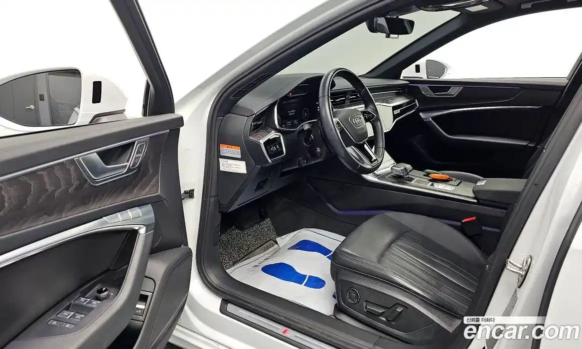 Audi A6 2021 2.0 Автомат в Москве № 229931, фото 14