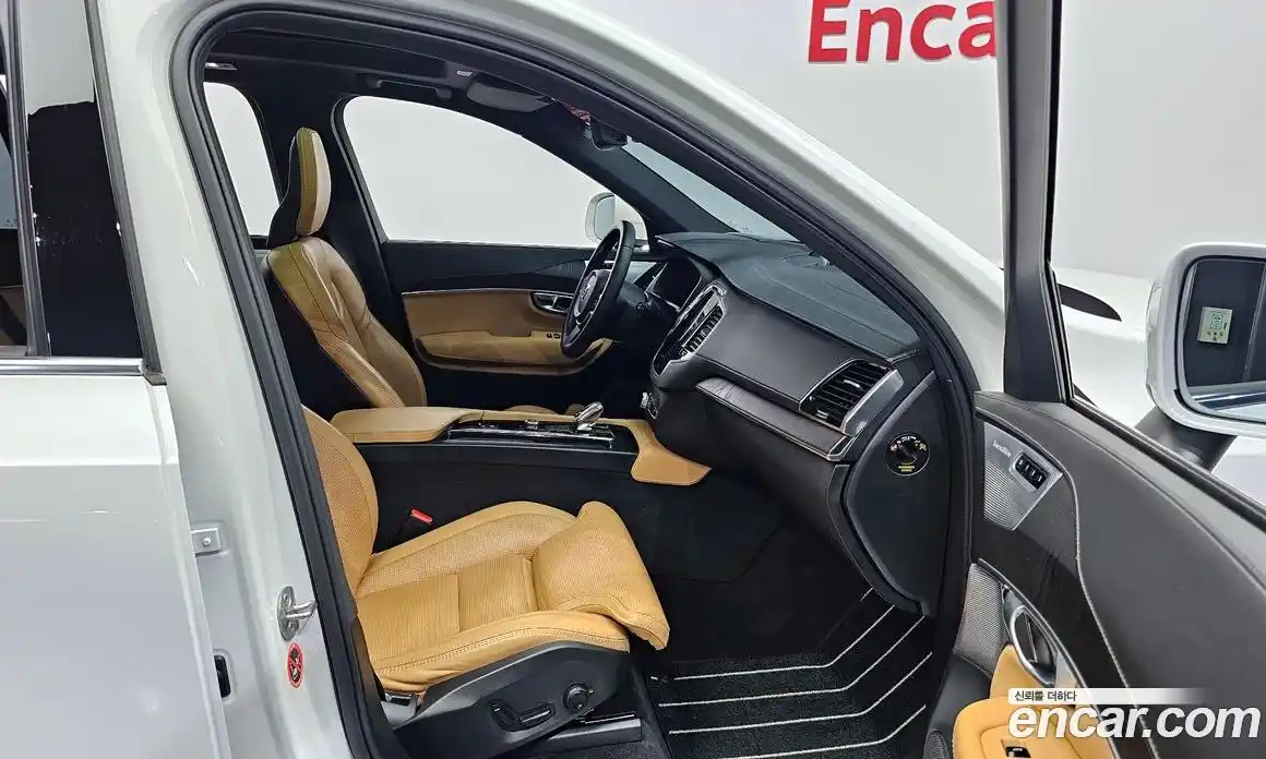 Volvo XC90 2023 2.0 Автомат в Москве № 230563, фото 15