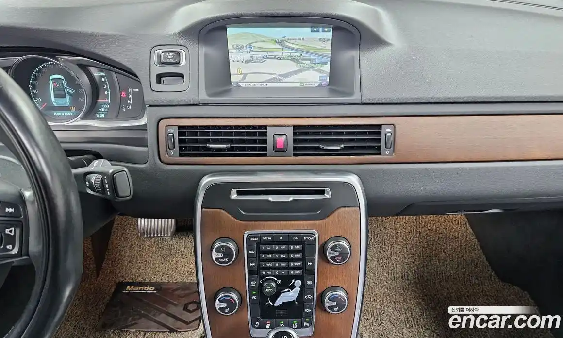 Volvo S80 2014 2.0 Автомат в Москве № 230605, фото 12