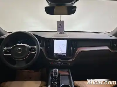 Volvo XC60 2025 2.0 Автомат в Москве № 230692, миниатюра 7