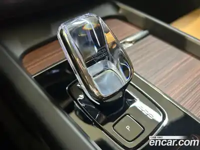 Volvo XC60 2025 2.0 Автомат в Москве № 230692, миниатюра 9