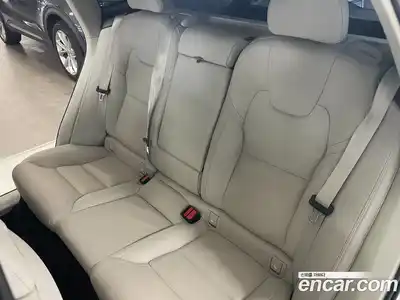 Volvo XC60 2026 2.0 Автомат в Москве № 230728, миниатюра 11