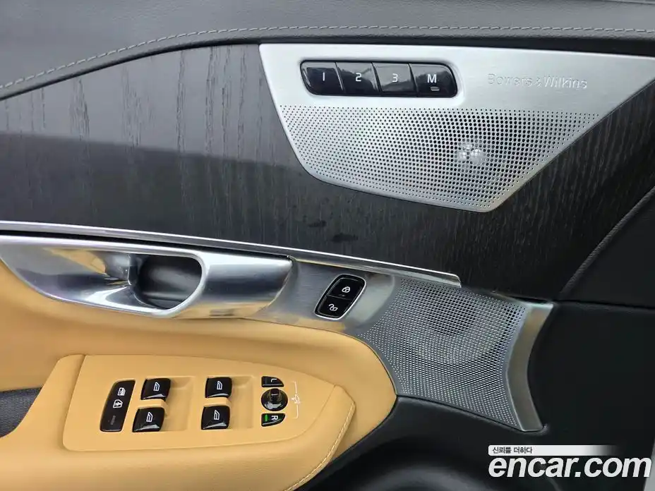 Volvo XC90 2025 2.0 Автомат в Москве № 230791, фото 14