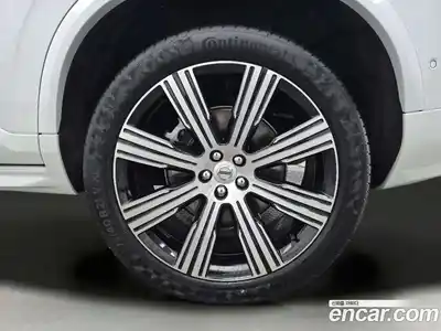 Volvo XC90 2025 2.0 Автомат в Москве № 230791, миниатюра 5