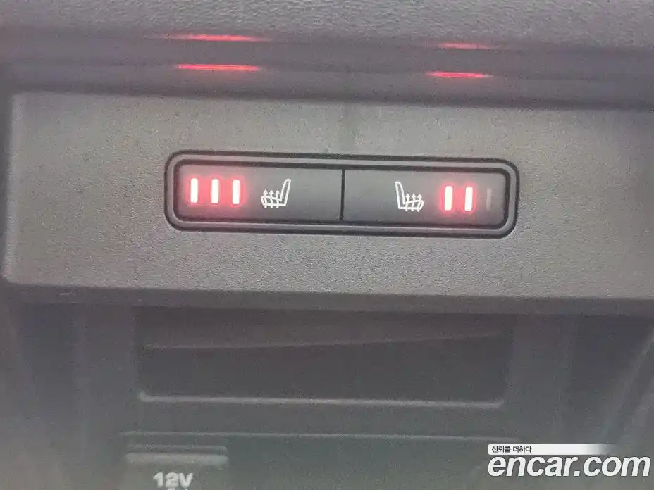 Land Rover Discovery Sport 2017 2.0 Автомат в Москве № 231190, фото 14