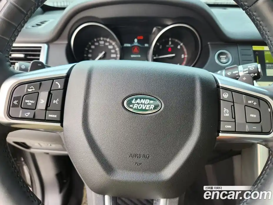 Land Rover Discovery Sport 2017 2.0 Автомат в Москве № 231190, фото 17