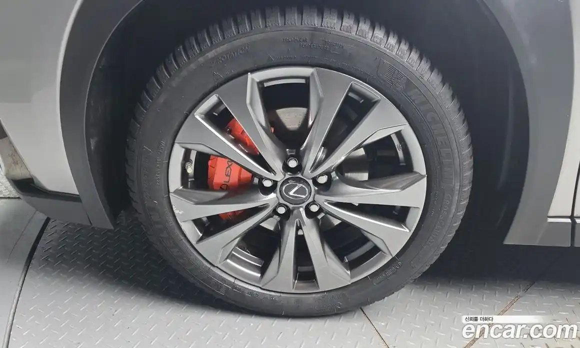 Lexus UX 2020 2.0 Автомат в Москве № 232021, фото 18