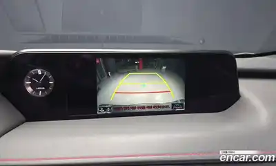 Lexus UX 2020 2.0 Автомат в Москве № 232021, миниатюра 2