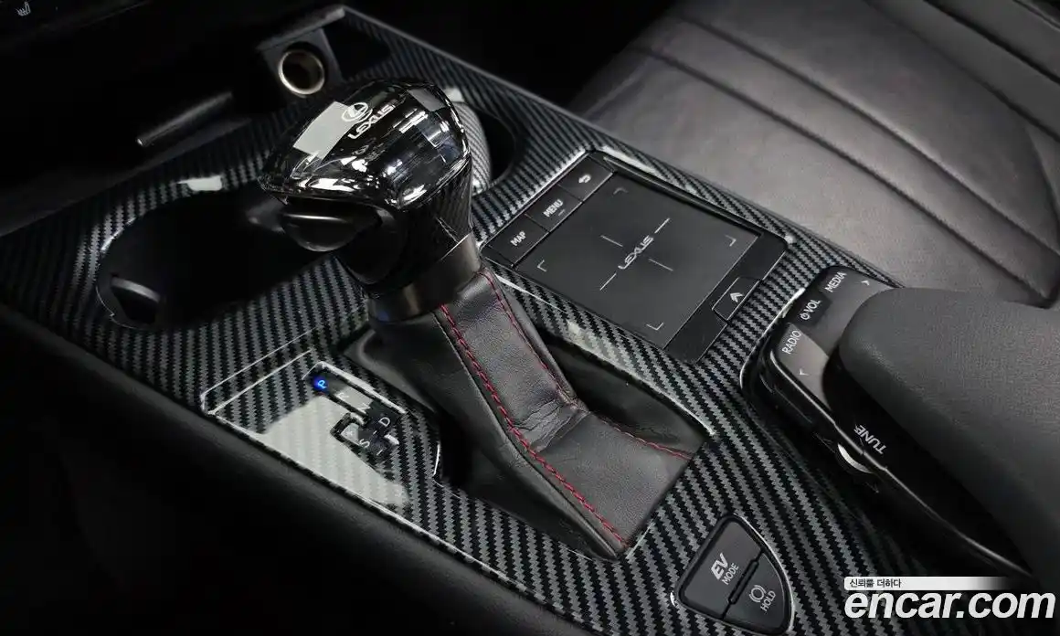 Lexus UX 2020 2.0 Автомат в Москве № 232021, фото 7