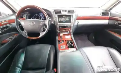 Lexus LS 2009 5.0 Автомат в Москве № 232044, миниатюра 2