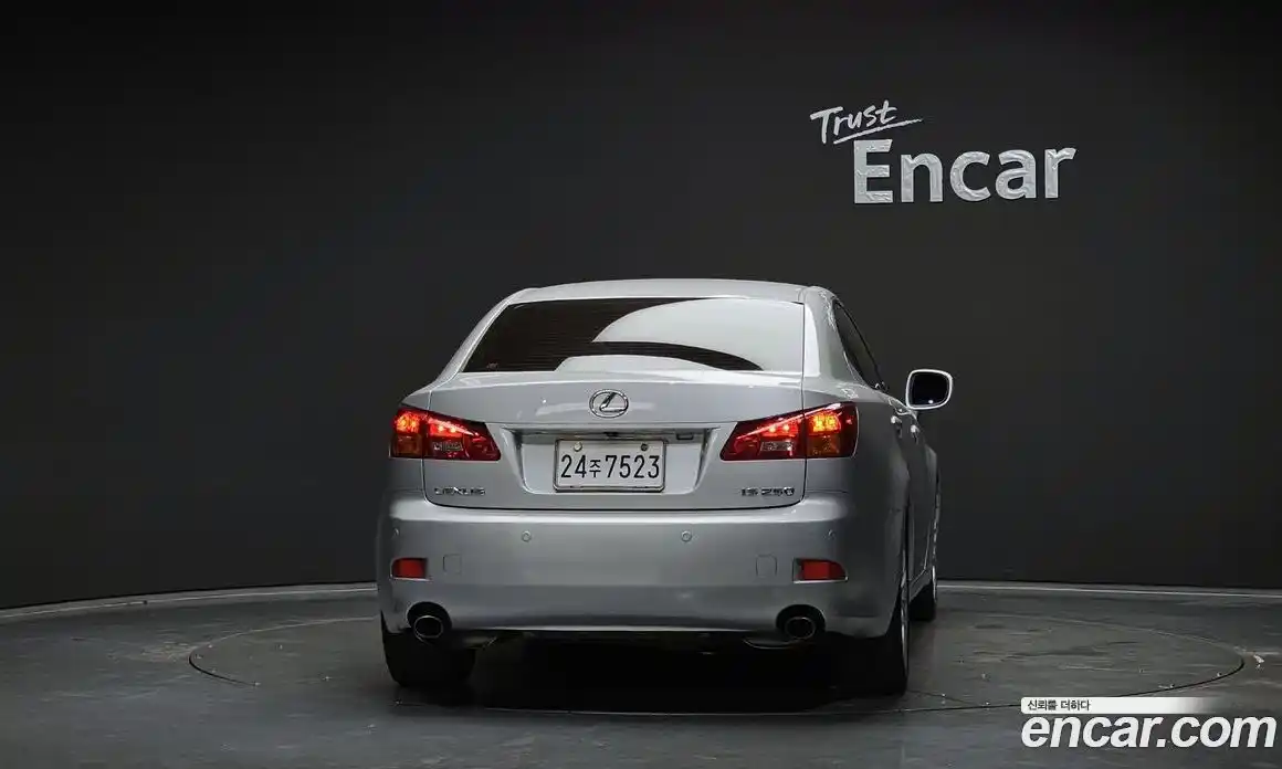 Lexus IS 2008 2.5 Автомат в Москве № 232047, фото 4