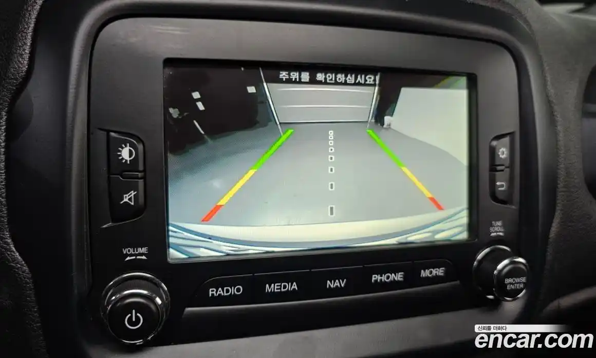 Jeep Renegade 2015 2.0 Автомат в Москве № 232411, фото 16