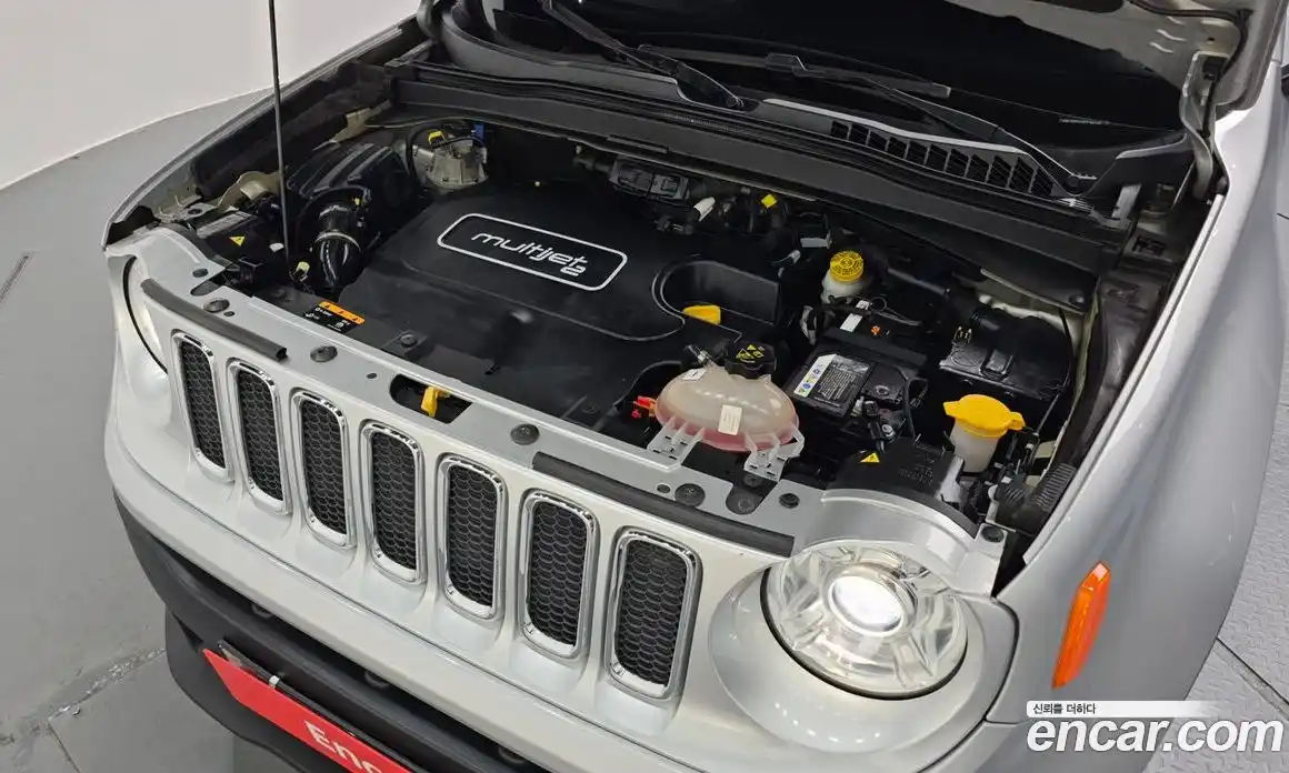 Jeep Renegade 2015 2.0 Автомат в Москве № 232411, фото 6