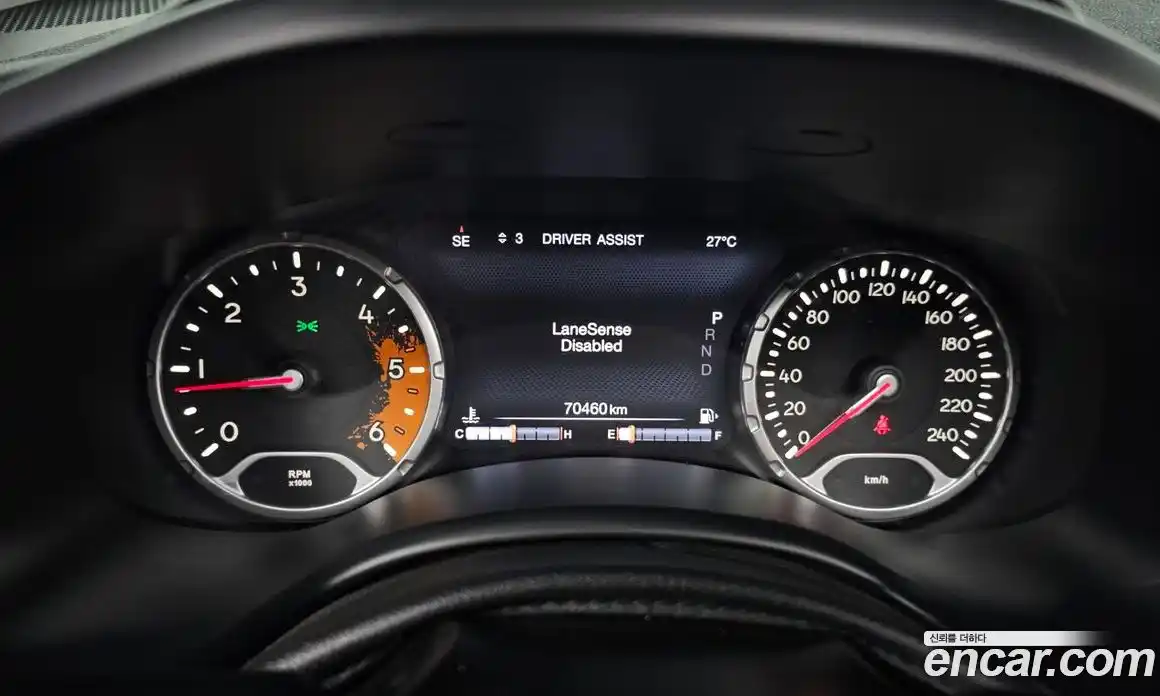 Jeep Renegade 2015 2.0 Автомат в Москве № 232411, фото 8