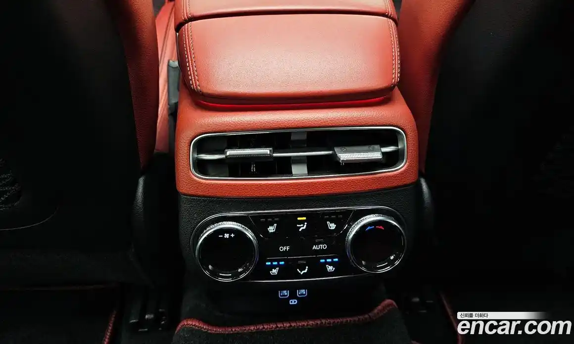 Genesis GV70 2021 2.5 Автомат в Москве № 23562, фото 16