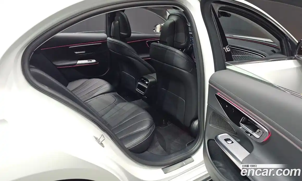 Mercedes-Benz E-Class 2024 2.0 Автомат в Москве № 237924, фото 13