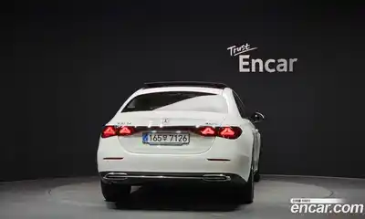 Mercedes-Benz E-Class 2024 2.0 Автомат в Москве № 237924, миниатюра 4