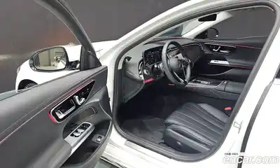 Mercedes-Benz E-Class 2024 2.0 Автомат в Москве № 237924, миниатюра 10