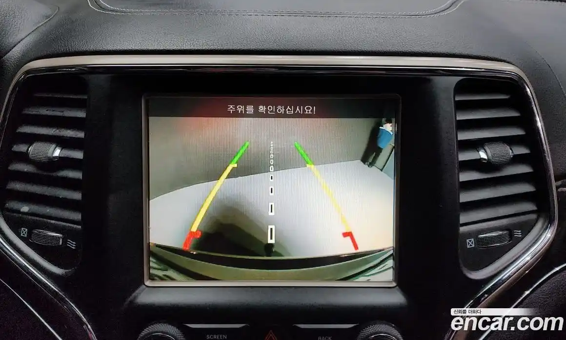 Jeep Cherokee 2016 3.0 Автомат в Москве № 239337, фото 18