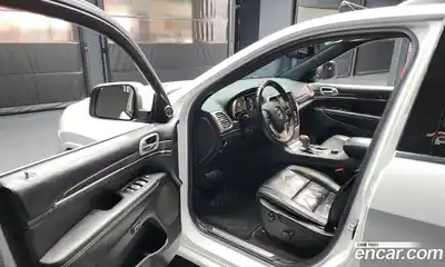 Jeep Cherokee 2016 3.0 Автомат в Москве № 239337, миниатюра 5