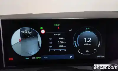 Hyundai Santa Fe 2024 1.6 Автомат в Москве № 244526, миниатюра 3