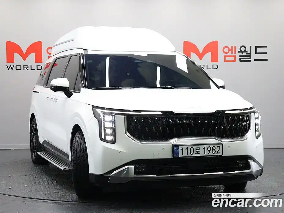 Kia Canival 2024 1.6 Автомат в Москве № 248911, фото 3